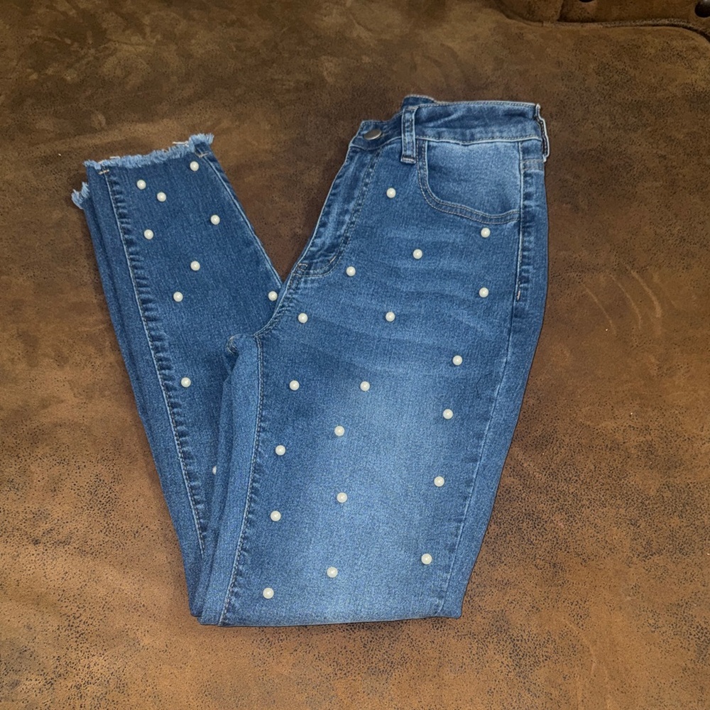 Pearl-Embellished Blue Jeans